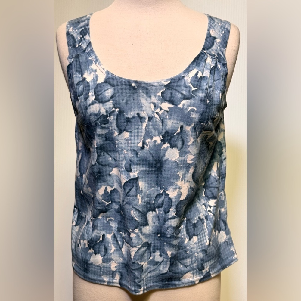 Women’s tank top